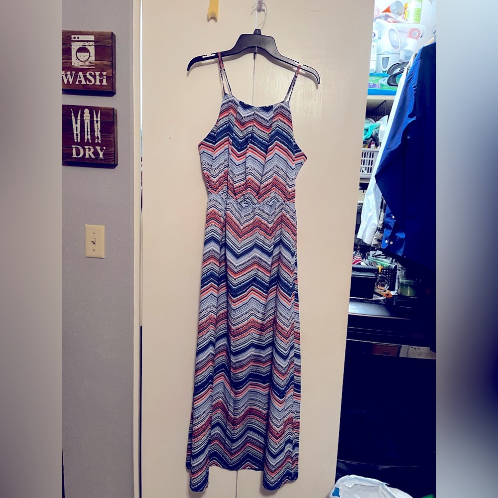 Women’s Strappy Maxi dress, Sz Lg
